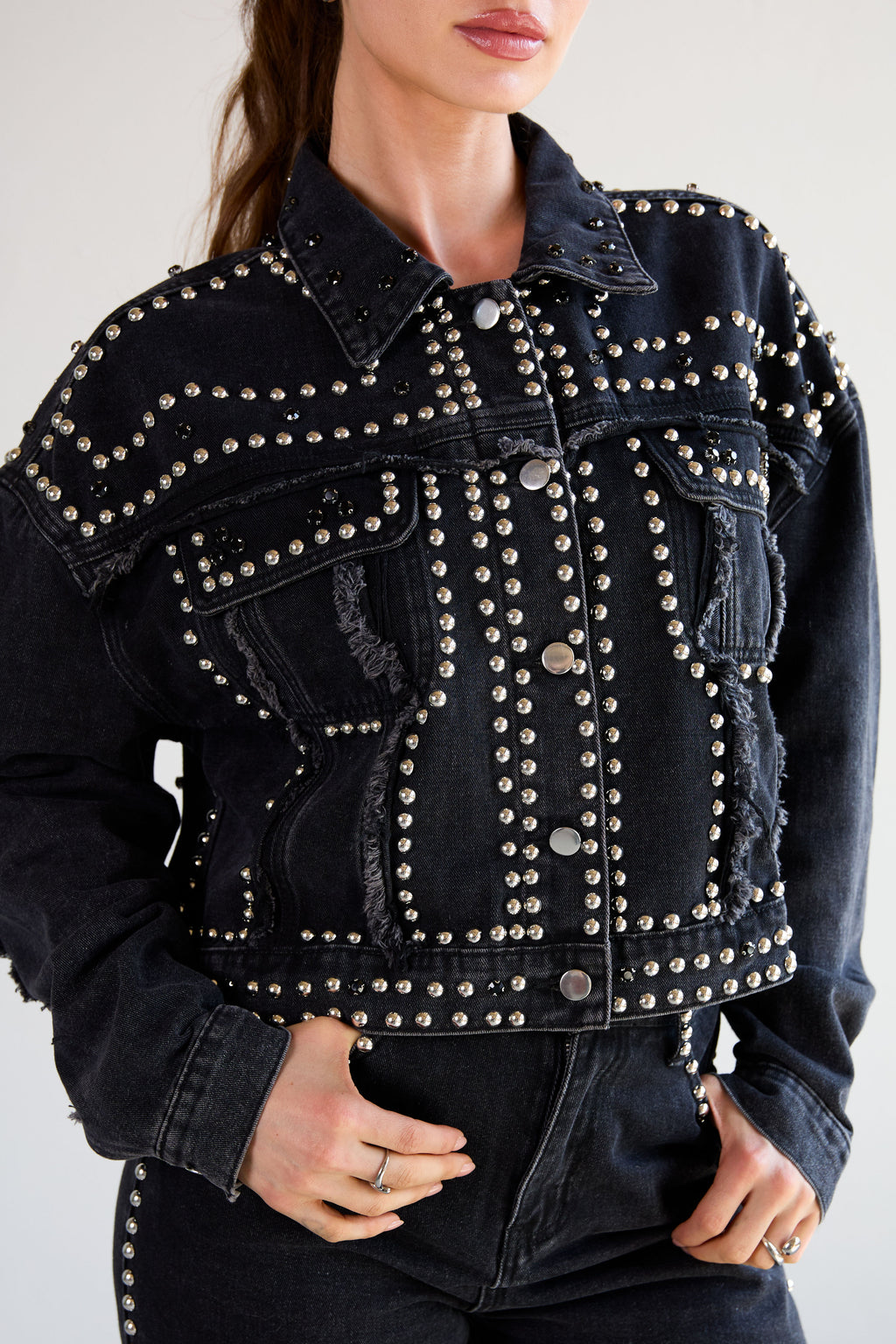 Woven Cotton Women's Denim Jacket Street Solid Color Studded Design