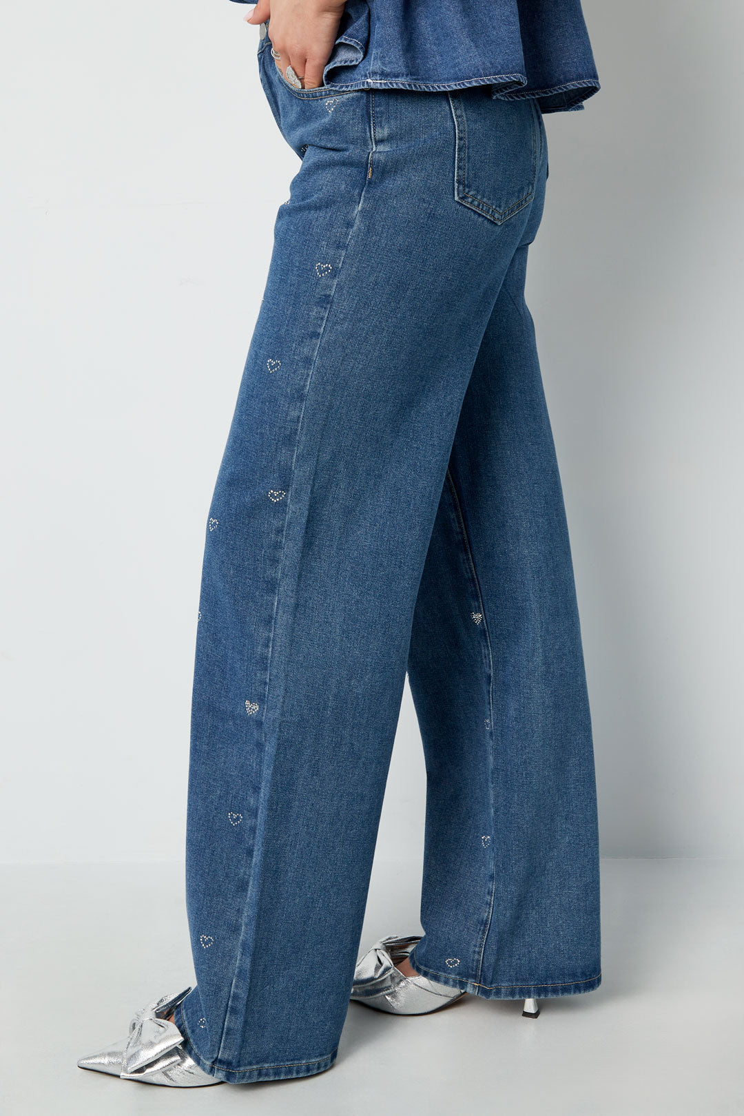 Cotton Woven Women's Straight Leg Denim Pants Heart Embroidery Casual